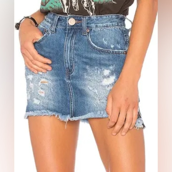 One Teaspoon Pacifica 2020 High Waist Distressed Denim Mini Skirt 27 - Picture 1 of 7